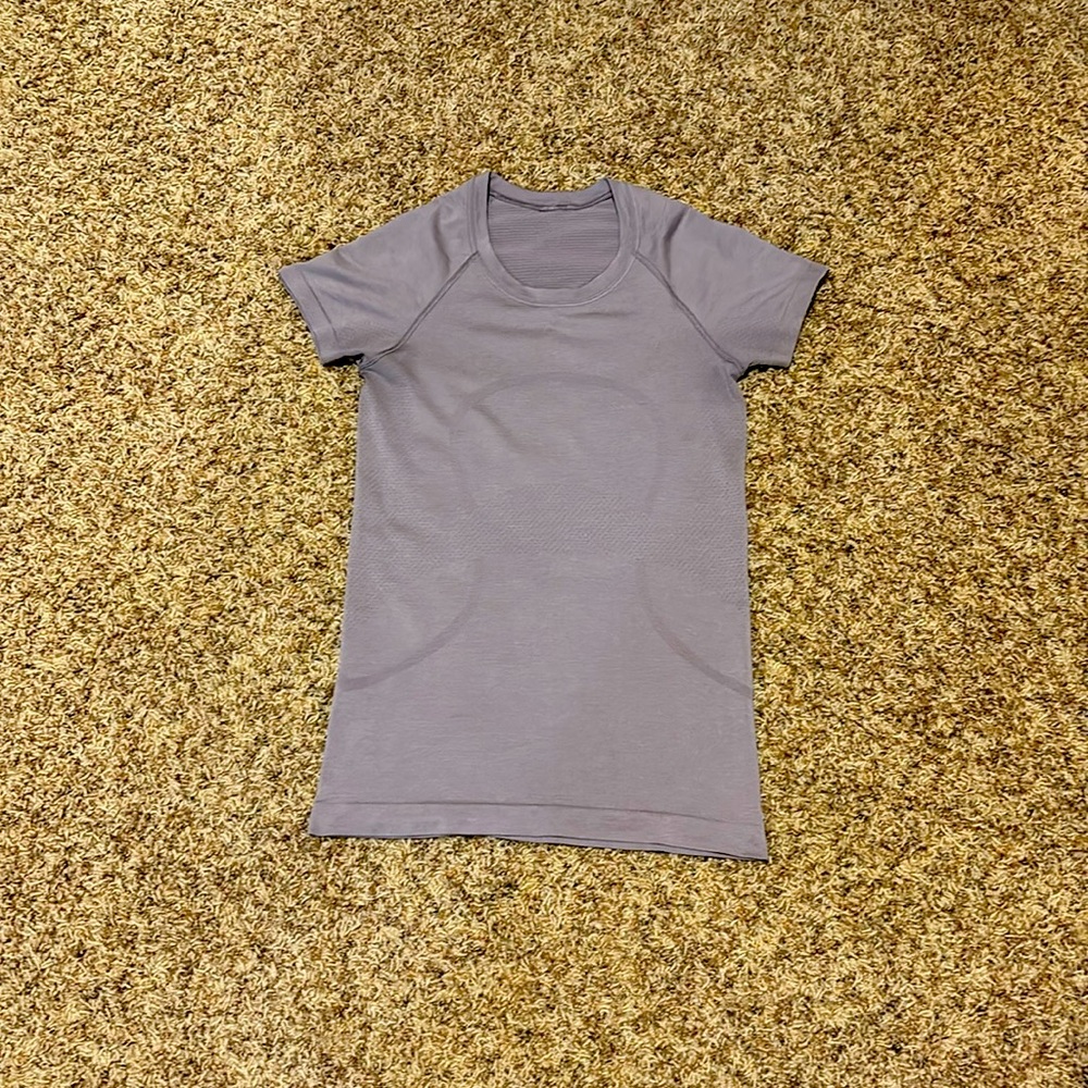 Lululemon Swiftly Tech Size 4 - image 1